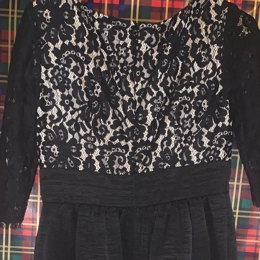 Eliza J dress 👗lace 001 - Picture 3 of 8